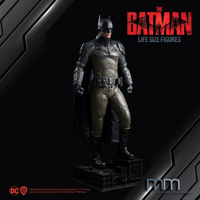 The Batman Life-Size Figure Batman 218 cm 2