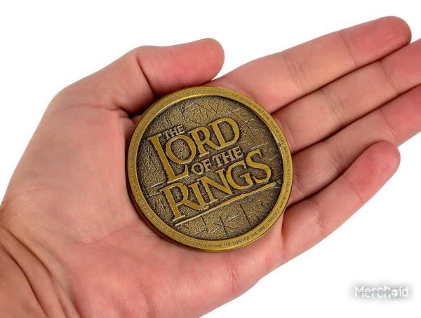 Lord of the Rings Coin with Display Stand The Fellowship 3