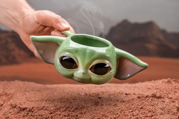 Star Wars: The Mandalorian Shaped Mug The Child