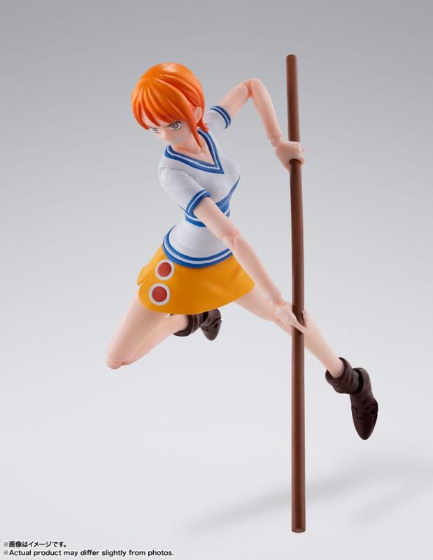 One Piece S.H. Figuarts Action Figure Nami Romance Dawn 14 cm 4