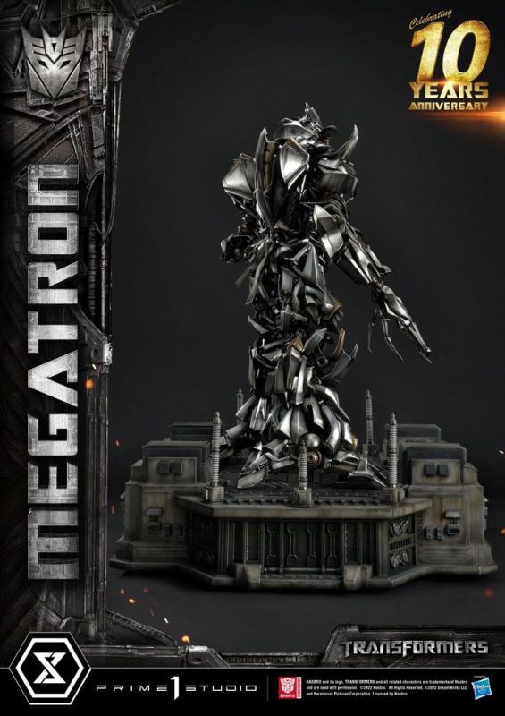 Transformers: Megatron 84 cm Museum Masterline Statue - P1
