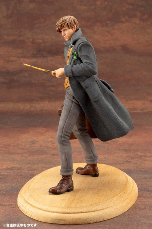 Fantastic Beasts 2 ARTFX+ PVC Statue 1/10 Newt Scamander 18 cm 7