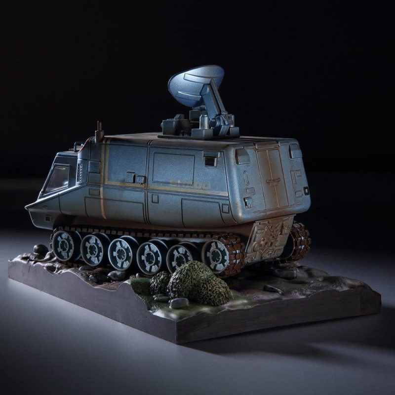 UFO Die-cast Model S.H.A.D.O. Mobile (with Radar) 17 cm 4