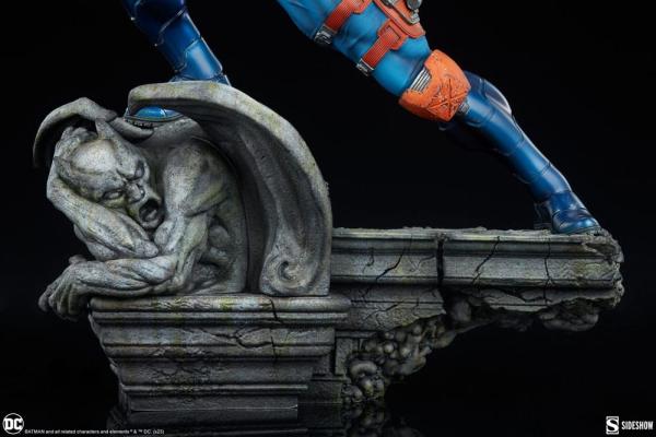 DC Comics: Deathstroke 61 cm Premium Format Statue - Sideshow Collectibles