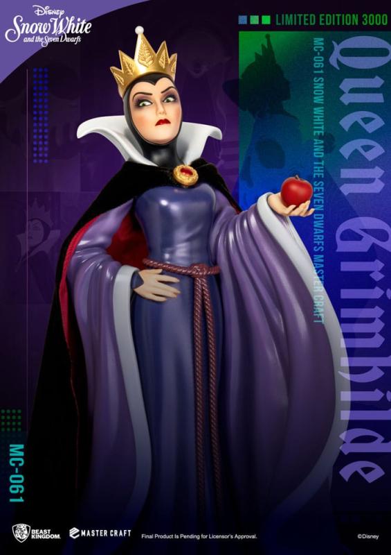 Disney Snow White and the Seven Dwarfs Master Craft Statue Queen Grimhilde 41 cm 4