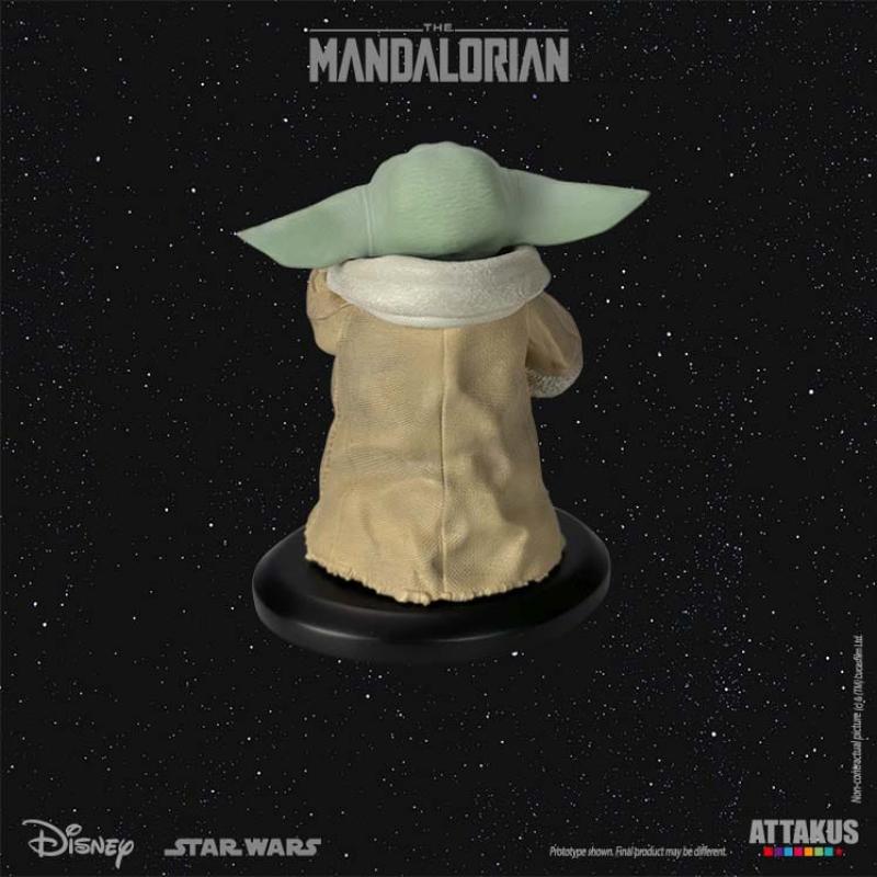 Star Wars: The Mandalorian Classic Collection Statue 1/5 Grogu Eating Frog 10 cm