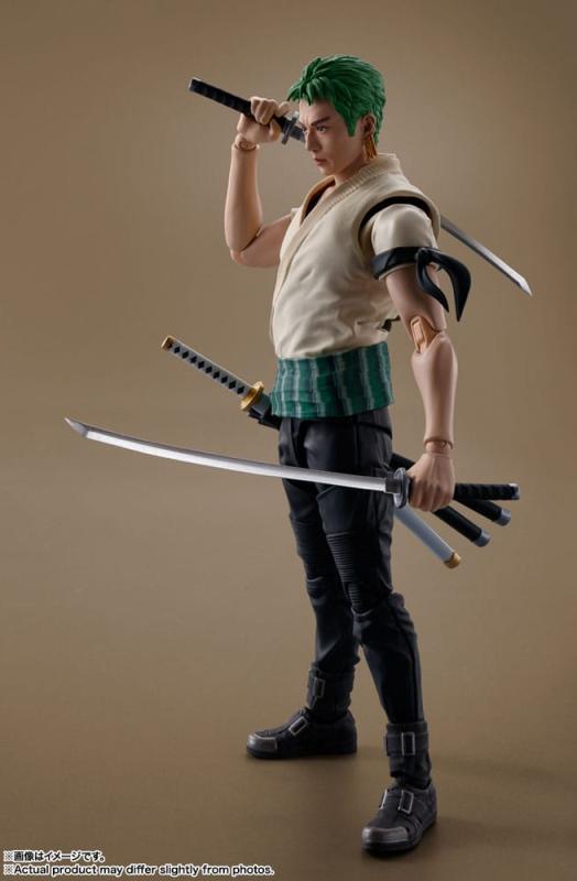 One Piece S.H. Figuarts Action Figure Roronoa Zoro (Netflix) 14 cm