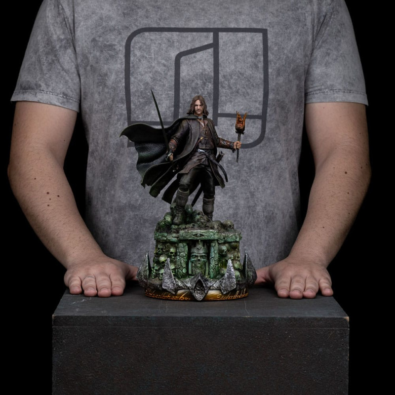 The Lord of the Rings Art Scale Statue 1/10 Aragorn Unleashed 31 cm 13