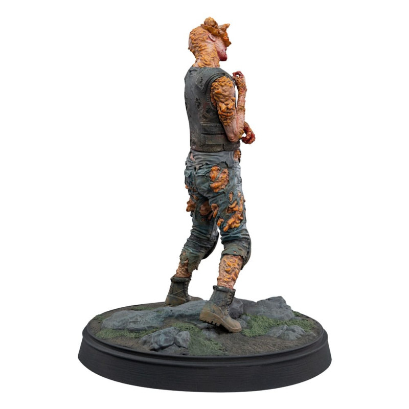 The Last of Us Part II PVC Statue Armored Clicker 22 cm 6