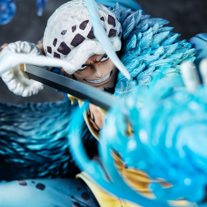 One Piece Portrait Of Pirates WA-MAXIMUM PVC Statue Trafalgar Law The Surgeon of Death Awaken Ver. 2 1