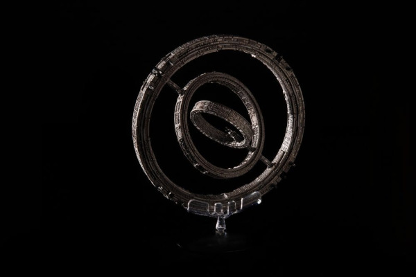 Foundation Die-Cast The Invictus Spaceship 20 cm 5