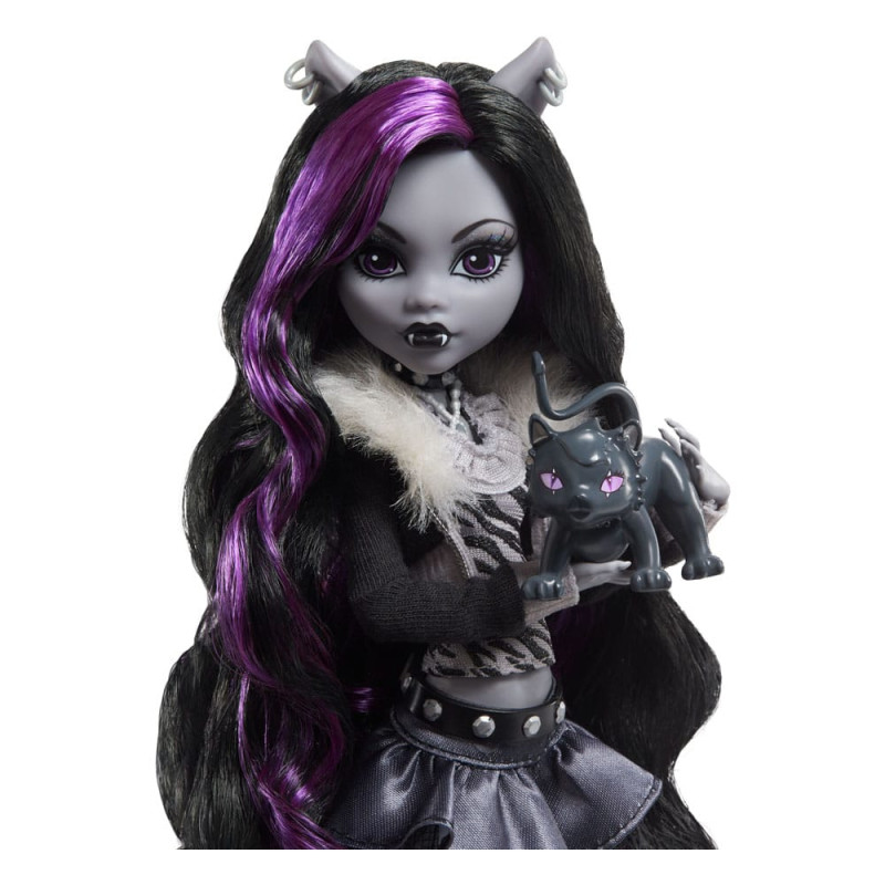 Monster High Reel Drama Doll Clawdeen Wolf in Black And White 5
