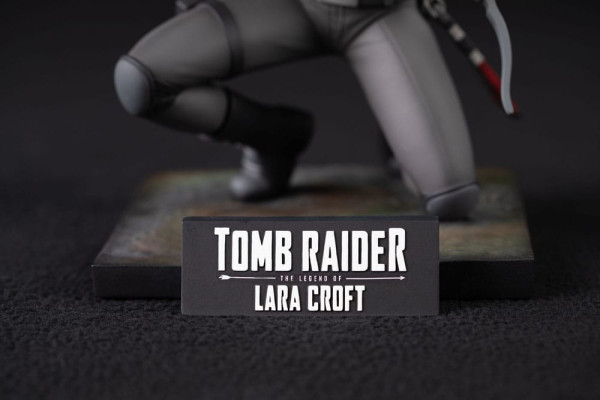 Tomb Raider PVC Statue The Legend of Lara Croft 19 cm 6