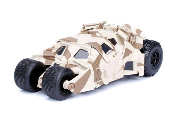 Batman The Dark Knight Diecast Model 1/24 2008 Batmobile Camo with figure 2