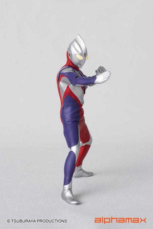 Ultraman Tiga: Tiga 16 cm Light-Up Action Figure - Alphamax