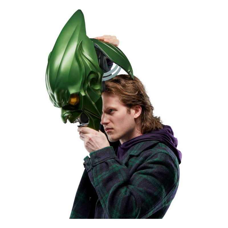 Spider-Man: No Way Home Marvel Legends Roleplay Replica Green Goblin Premium Helmet 6