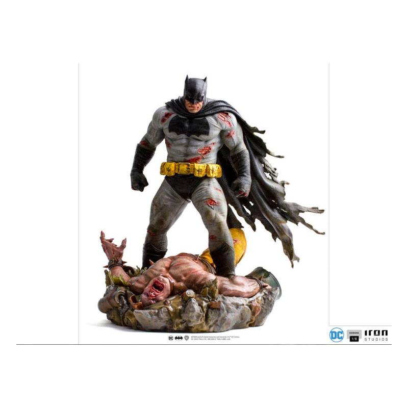 Batman The Dark Knight: Batman - Returns Diorama 1/6 - Iron Studios