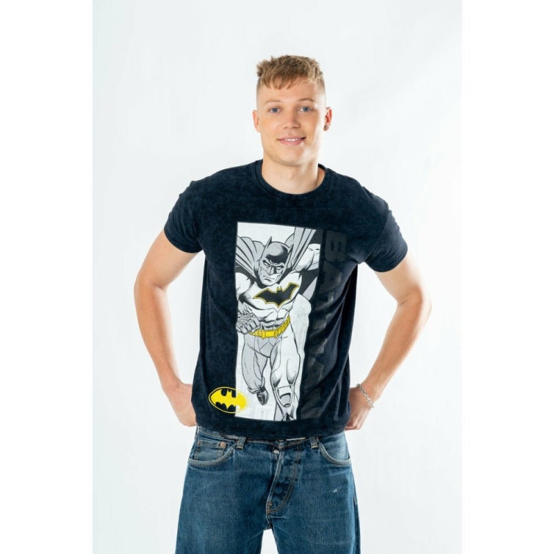 Batman T-Shirt Comic Acid Wash Size L 2