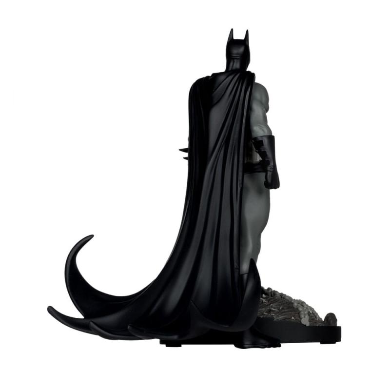 DC Direct Statue 1/10 Batman by Bjorn Barends (Black White) 18 cm 3