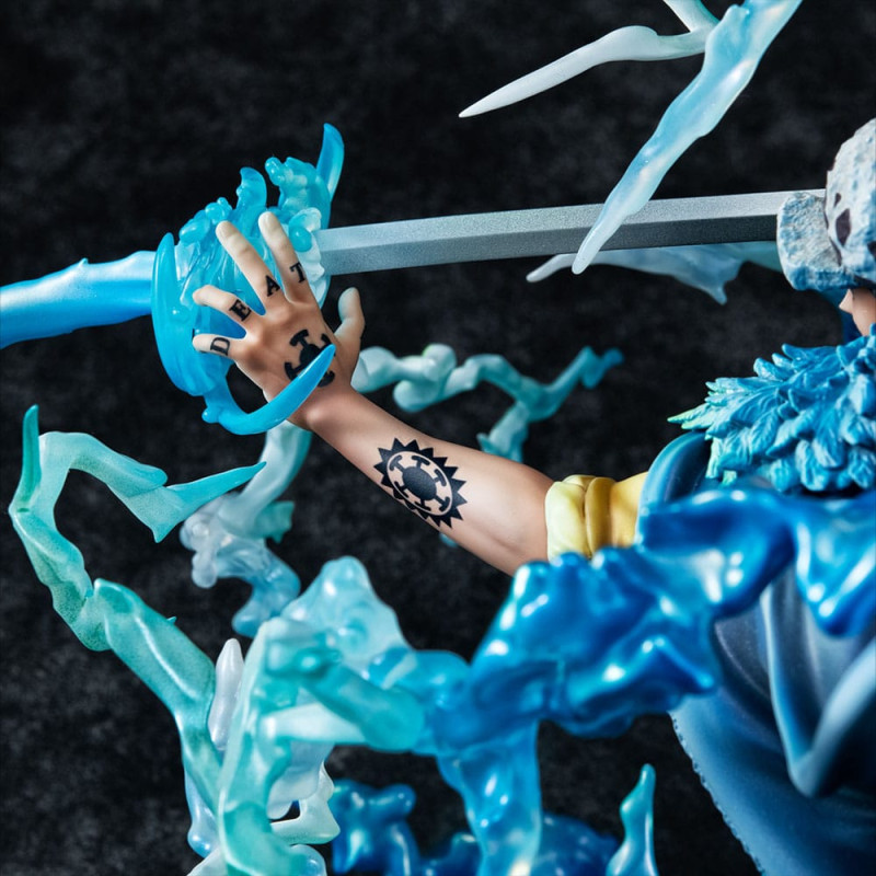 One Piece Portrait Of Pirates WA-MAXIMUM PVC Statue Trafalgar Law The Surgeon of Death Awaken Ver. 2 11