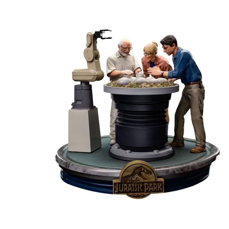 Jurassic Park: Dino Hatching 1/10 Scale Statue - Iron Studios