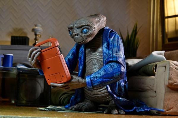 E.T. the Extra-Terrestrial: Telepathic E.T. 11 cm Ultimate Action Figure - Neca