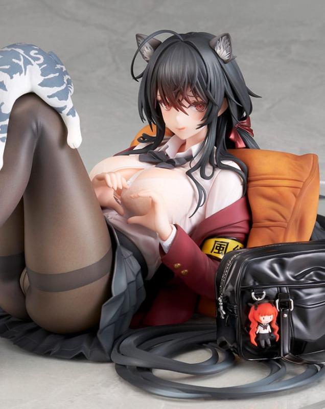 Azur Lane PVC Statue 1/7 Taiho Sweet Time After School Ver. 32 cm 3