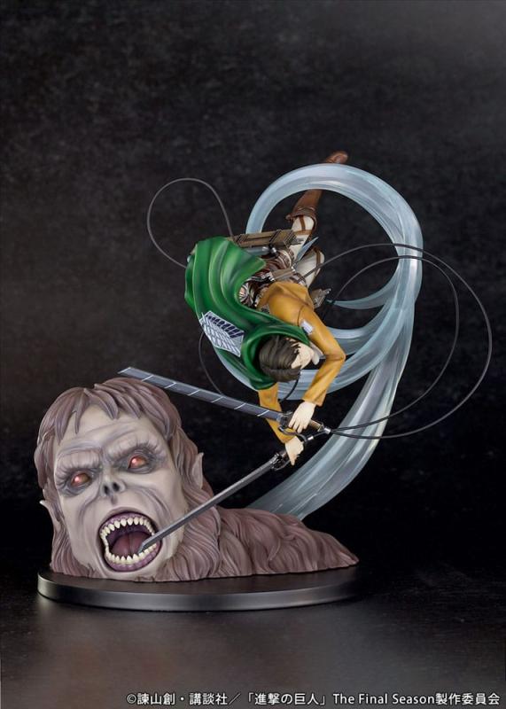 Attack on Titan PVC Statue 1/7 Levi vs Beast Titan Ver. 28 cm