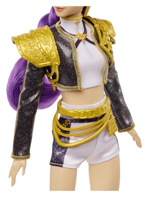 KPop Demon Hunters Singing Doll Huntrix Rumi (Golden) 4