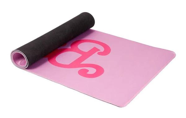 Barbie: Barbie Classic Desk Mat