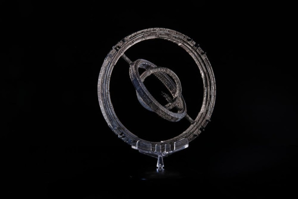 Foundation Die-Cast The Invictus Spaceship 20 cm 1