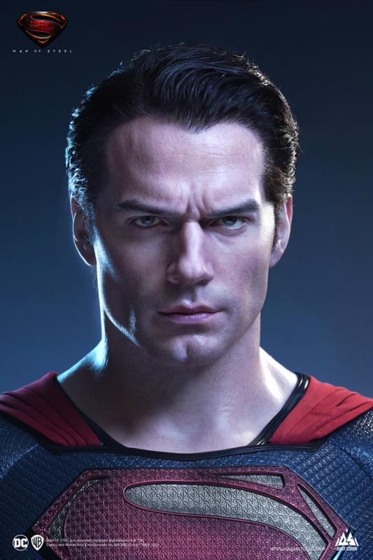 Superman: Superman Blue Ver. 1/1 Bust - Queen Studios