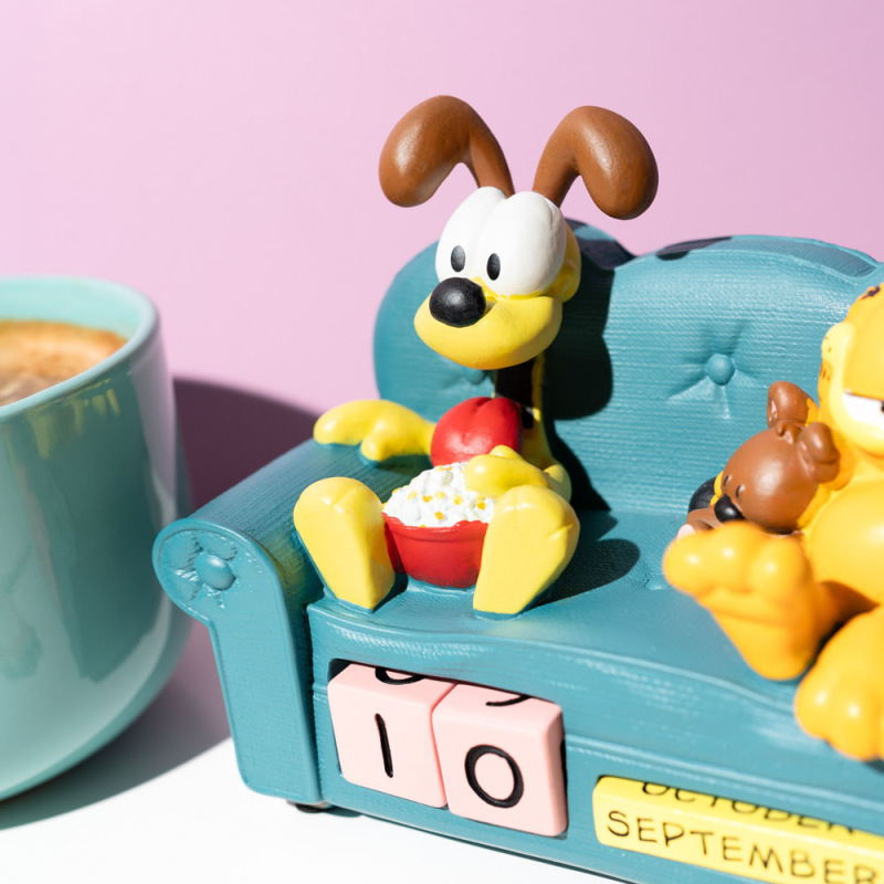Garfield 3D perpetual Calendar 9
