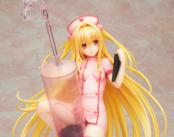 To Love-Ru Darkness Statue PVC 1/7 Golden Darkness Nurse Ver. 21 cm (re-run) 2