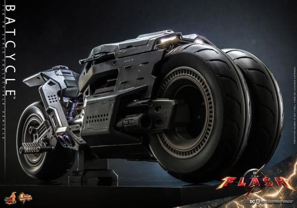 The Flash Movie Masterpiece Vehicle 1/6 Batcycle 56 cm 7