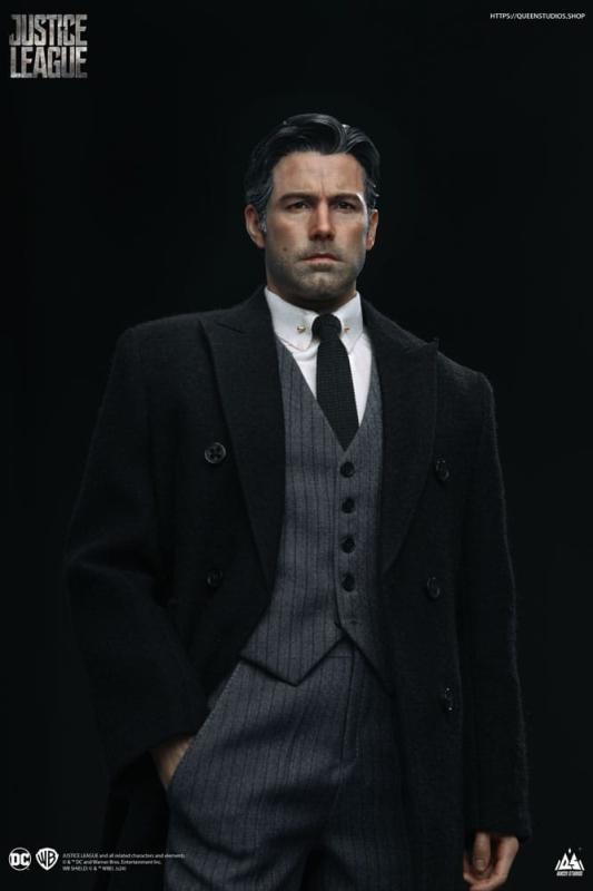 Justice League Statue 1/4 Bruce Wayne (Ben Affleck) 51 cm 7