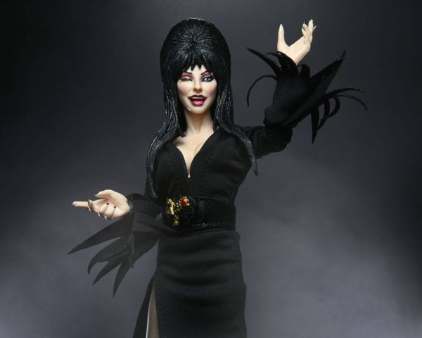 Elvira, Mistress of the Dark Clothed Action Figure 20 cm 4