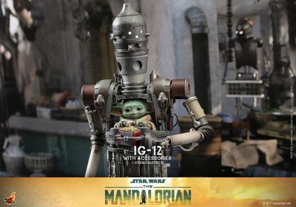 Star Wars The Mandalorian: IG-12 with accessories 1/6 Action Figure - Hot Toys