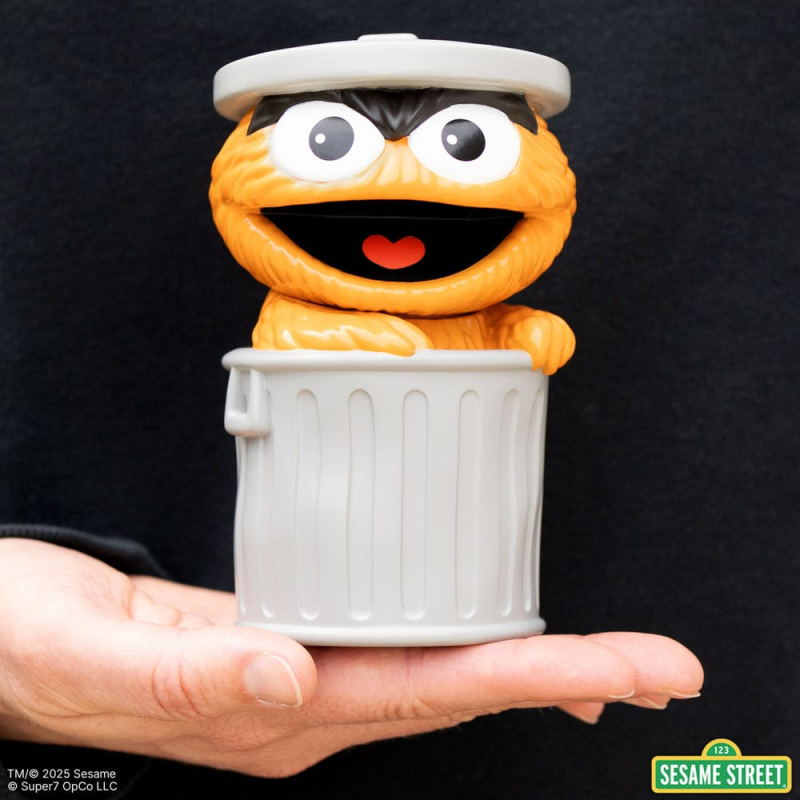 Sesame Street FUN! FUN! Vinyl Action Figure Oscar the Grouch (Orange) 13 cm 2