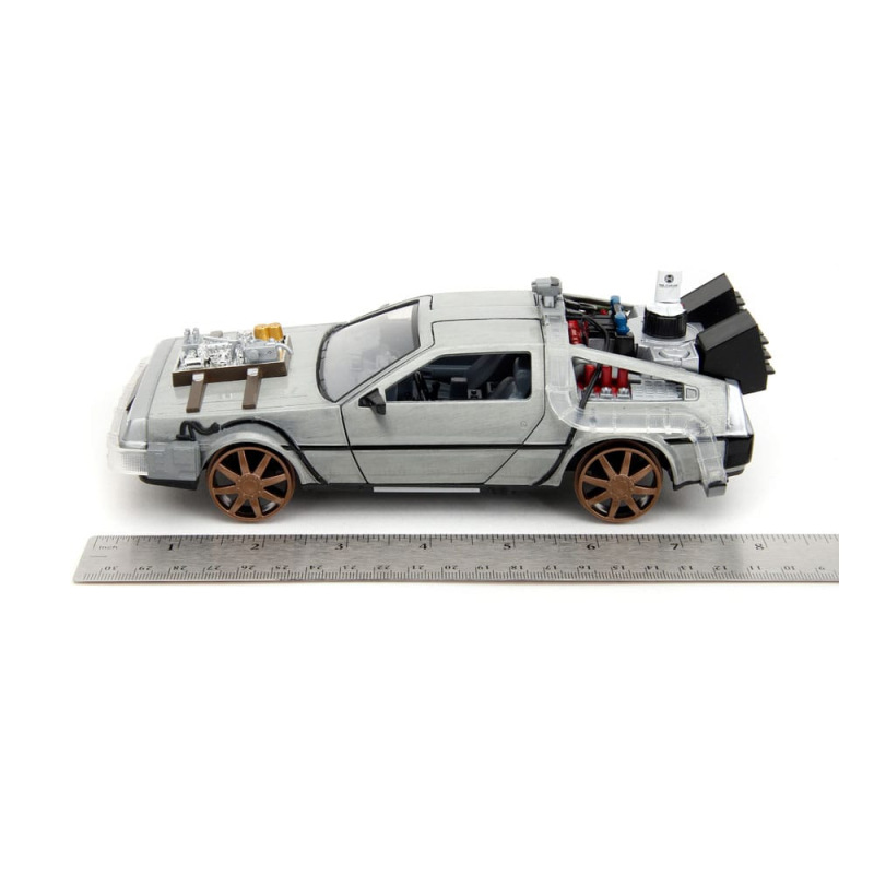 Back to the Future III Hollywood Rides Diecast Model 1/24 DeLorean Time Machine Railroad Wheels 12