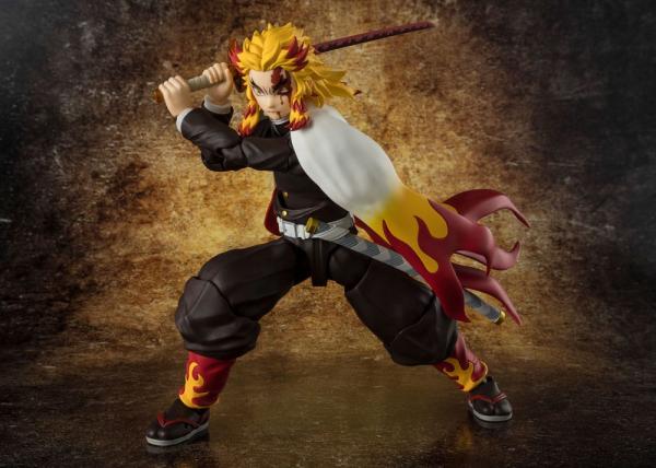 Demon Slayer: Kimetsu no Yaiba S.H.Figuarts Action Figure Kyojuro Rengoku 15 cm 1