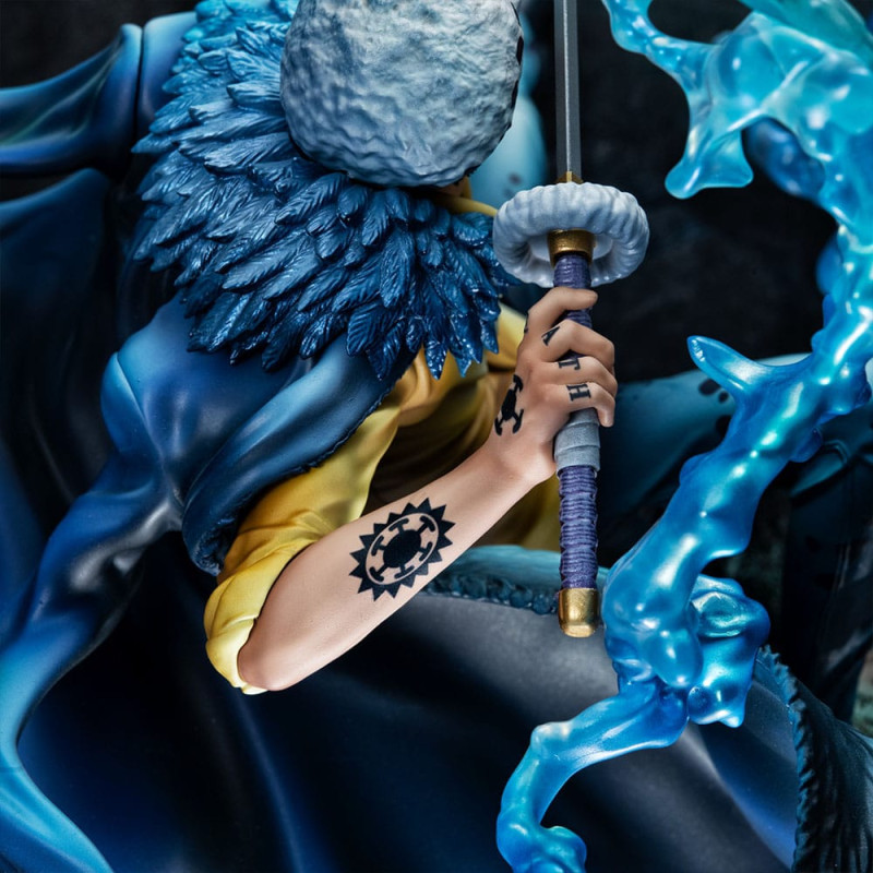 One Piece Portrait Of Pirates WA-MAXIMUM PVC Statue Trafalgar Law The Surgeon of Death Awaken Ver. 2 10