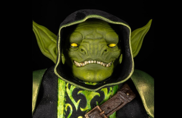 Mythic Legions Action Figure Paladin/Cleric Malignant Deluxe 18 cm 11