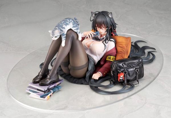 Azur Lane PVC Statue 1/7 Taiho Sweet Time After School Ver. 32 cm 5