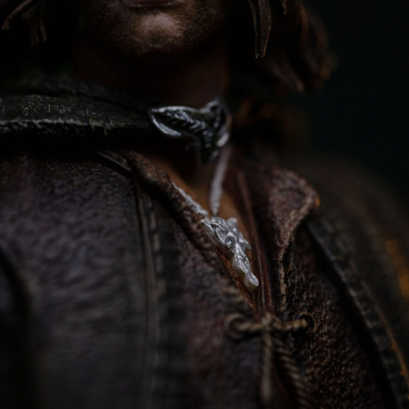 The Lord of the Rings Art Scale Statue 1/10 Aragorn Unleashed 31 cm 10