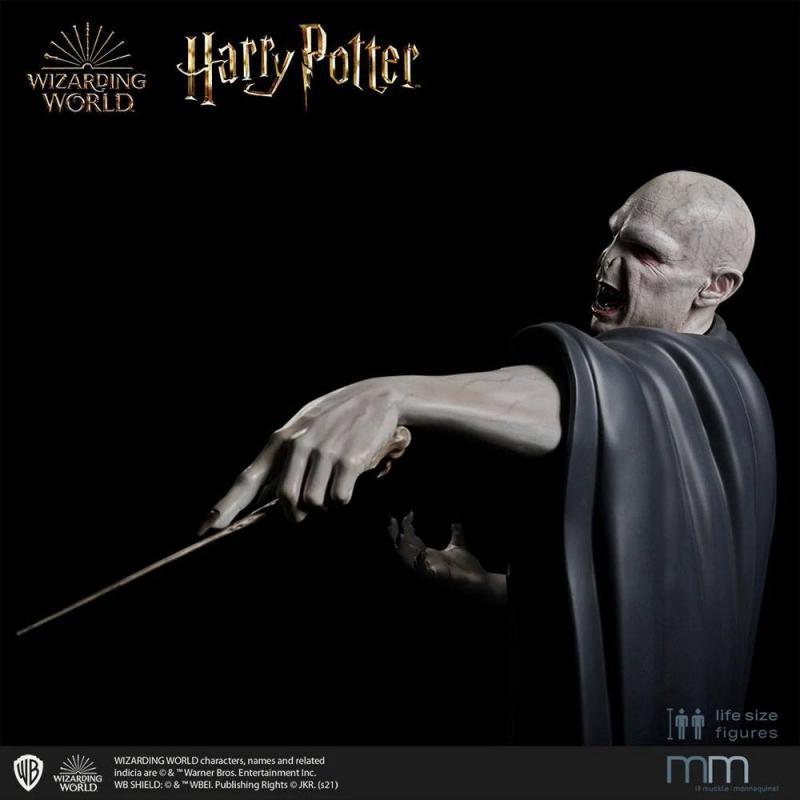 Harry Potter and the Deathly Hallows: Voldemort 1/1 Statue - Muckle Mannequines
