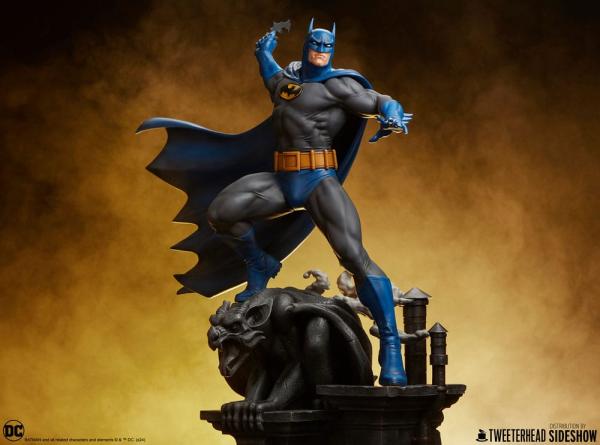 DC Comics Maquette 1/6 Batman (Retro Edition) 50 cm