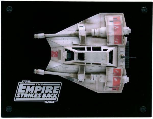 Star Wars Episode V 1/1 Replica Snowspeeder Crew Gift