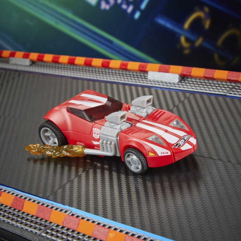 Transformers Collaborative Hot Wheels x Transformers Deluxe Class Action Figure Twin Mill 13 cm 8