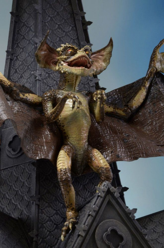 Gremlins 2 Deluxe Action Figure Bat Gremlin 15 cm 2